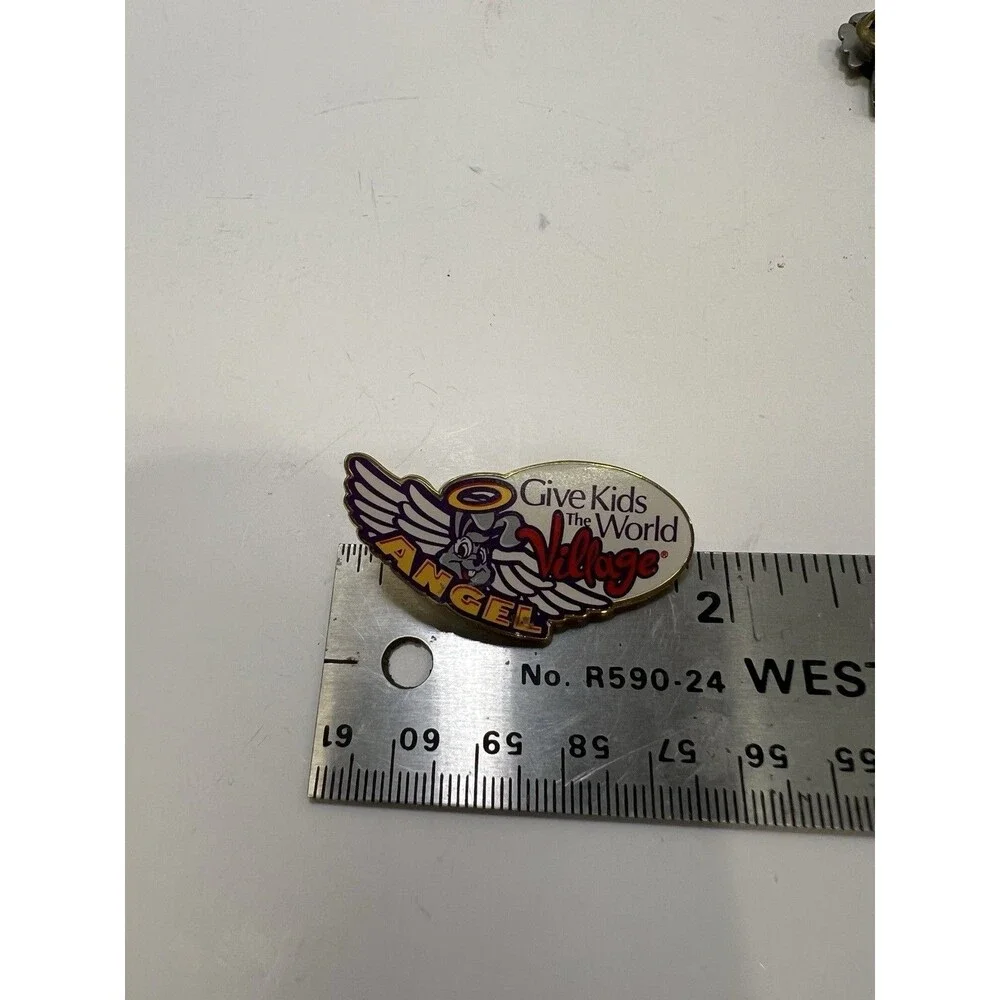 Lot of 9 collectible pinswith backs Children Texas Class Of 89 Angel Volunteers